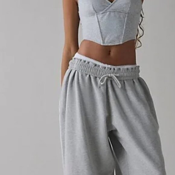 Urban Outfitters Grey Joggers - Picture 4 of 5